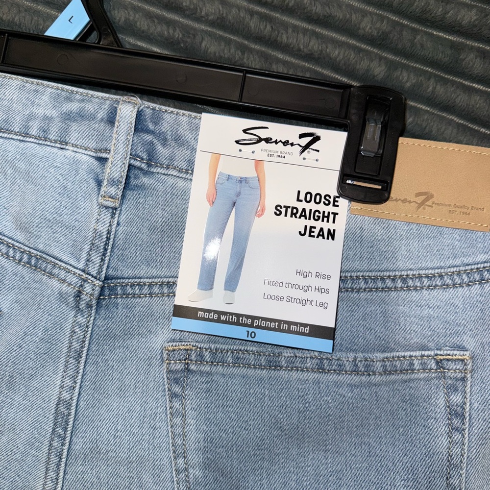 Seven7 Loose Straight Jeans - Light Blue